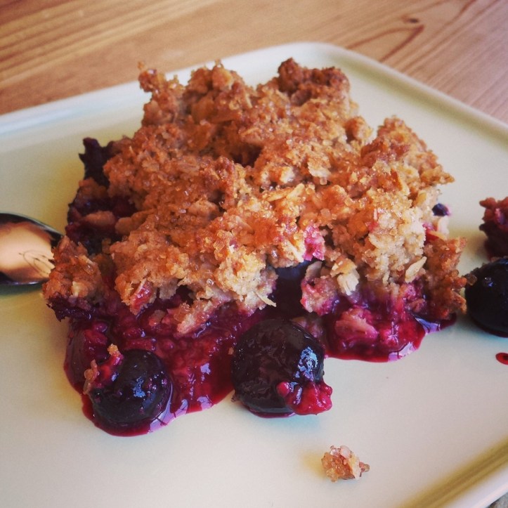 рецепт ягодный крамбл