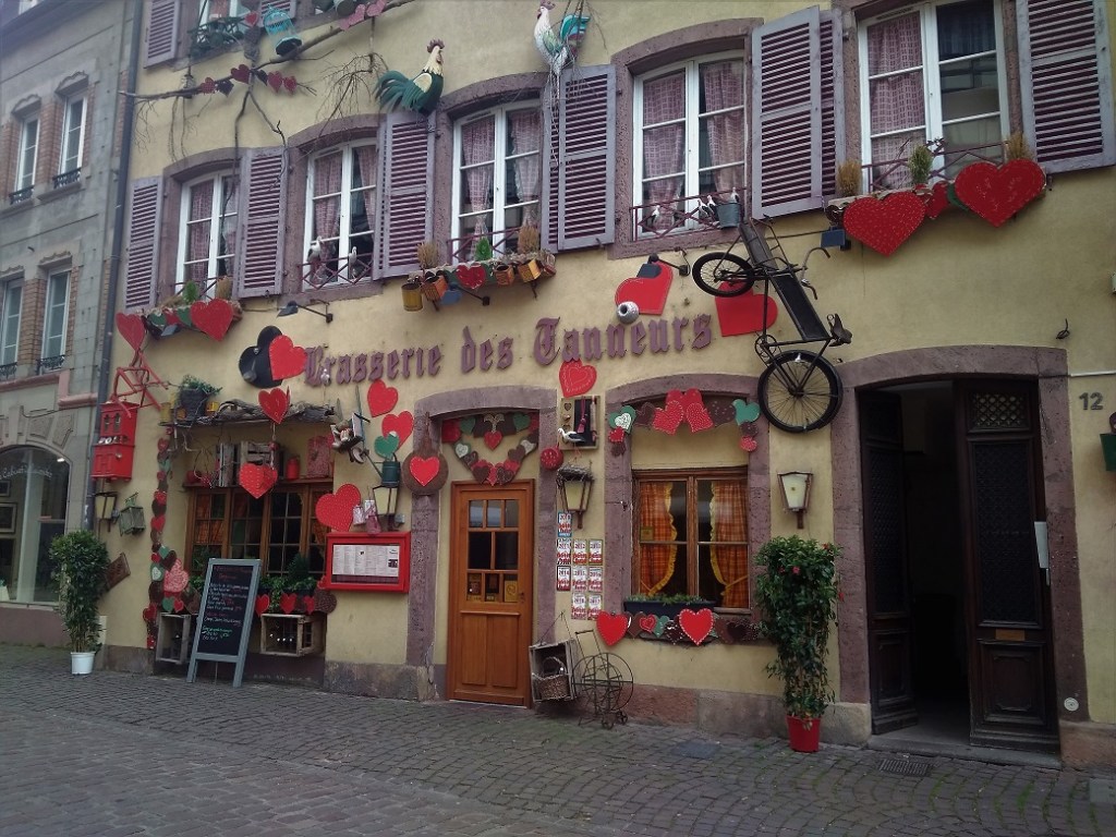 декор витрин в Эльзасе